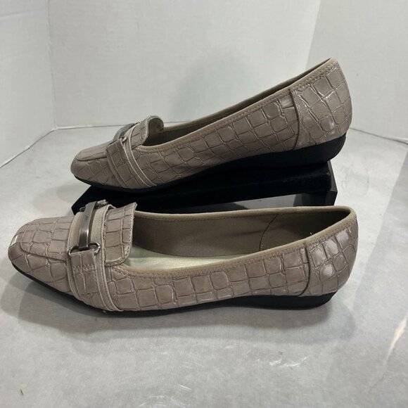 Anne Klein AK Sport Croc Embossed Loafers Comfort Flats Taupe 10M - Picture 3 of 16